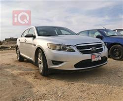 Ford Taurus